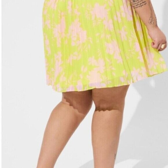 Torrid Skirt Womens US 5X 28 Chiffon Pleated Lined Yellow Pink Floral Flowy Boho - Picture 13 of 13